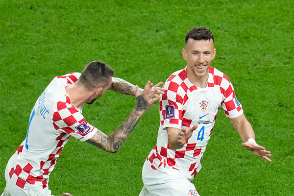 Lão tướng Croatia sánh ngang Messi, từng là VĐV bóng chuyền