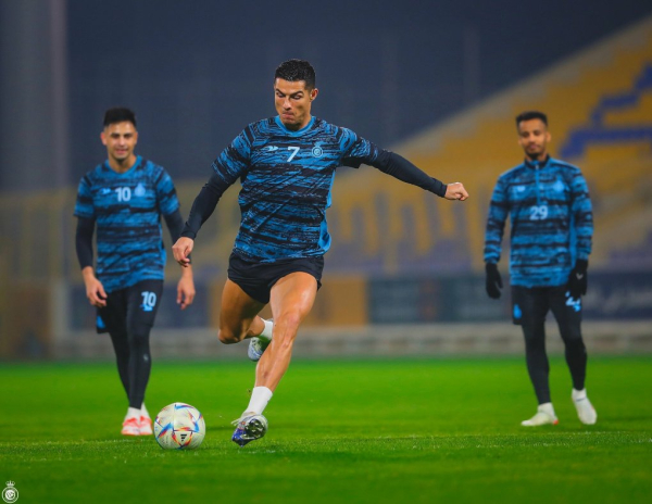 Ronaldo đứng trước nguy cơ không được thi đấu tại CLB mới Al Nassr 