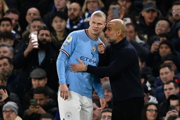 Man City cần phải chuyền bóng nhiều hơn cho Erling Haaland