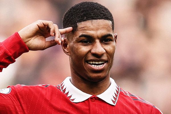 Marcus Rashford giải thích ý nghĩa của màn ăn mừng thương hiệu