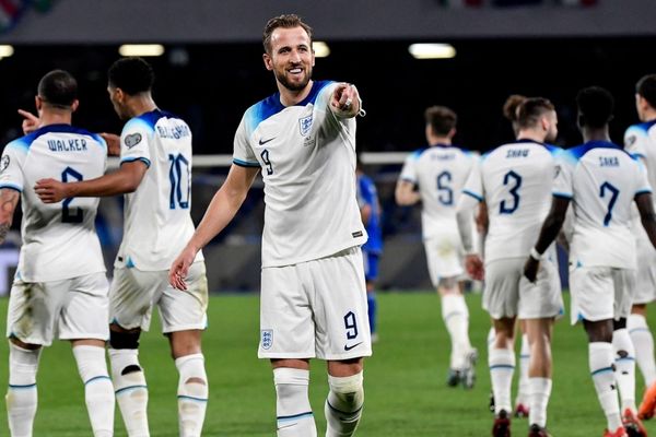 Harry Kane phá kỷ lục ghi bàn của đội tuyển Anh