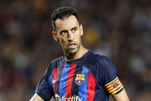 Sergio Busquets đưa ra điều kiện cần để gia hạn với Barca