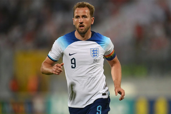 Harry Kane chỉ chiếm vị trí thứ 3 trong danh sách những cầu thủ giàu nhất nước Anh