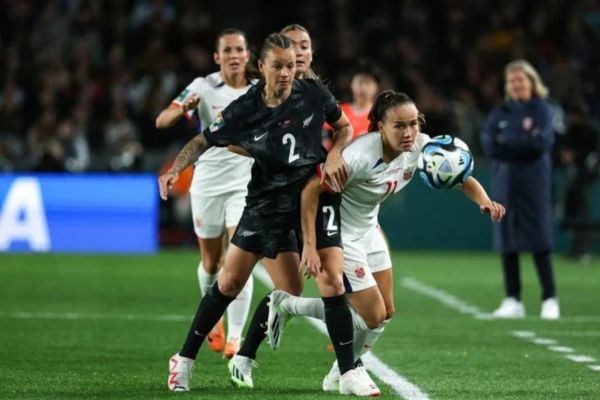 World Cup nữ 2023: New Zealand có chiến thắng đầy cảm xúc trong ngày ra quân