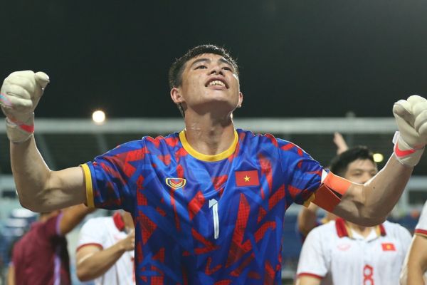 Văn Chuẩn hóa người hùng, giúp U23 Việt Nam vô địch U23 AFF Cup lần thứ 2 liên tiếp