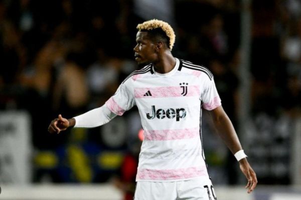Paul Pogba tiếp tục 'báo' Juventus 