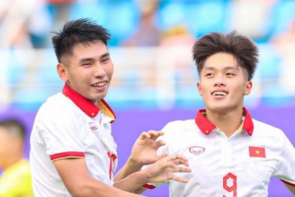 ĐT Olympic Việt Nam thăng hoa, giành trọn 3 điểm trong ngày ra quân