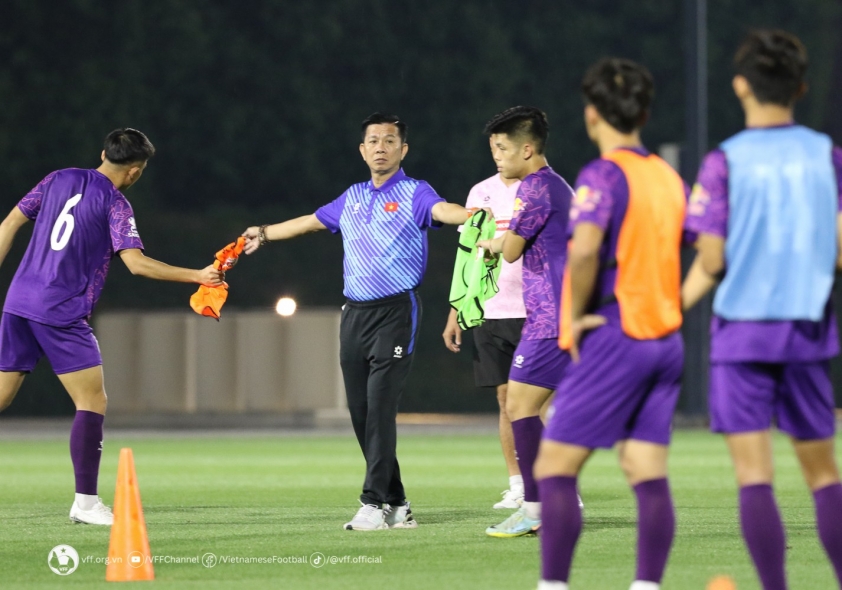 HLV Hoàng Anh Tuấn ra 'lệnh cấm' ở U23 Việt Nam