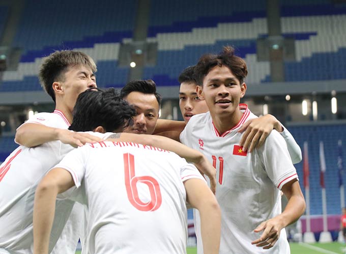 U23 Việt Nam ‘chữa lành’ 3 tháng không thắng của bóng đá Việt Nam, nhưng…
