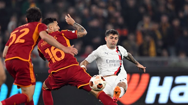 AS Roma lọt vào bán kết Europa League sau chiến thắng đẳng cấp trước AC Milan