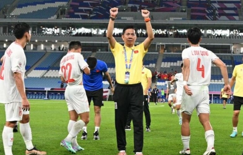 U23 Việt Nam chiến thắng và AFC ca ngợi HLV Hoàng Anh Tuấn