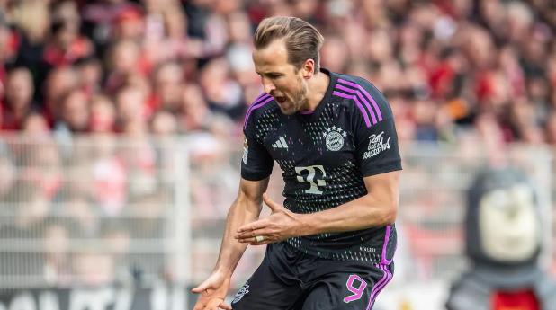 Harry Kane lập hat-trick, Bayern Munich vùi dập Union Berlin 5-1