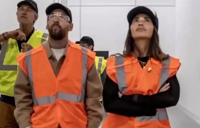 Hình ảnh Lionel Messi mặc trang phục công nhân nhà máy gây sốc cộng đồng mạng