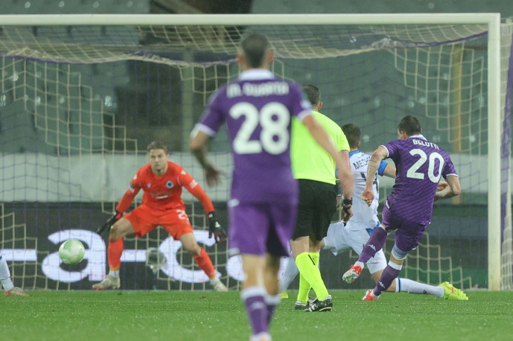 Lịch thi đấu bất thường vì lễ hội tôn giáo, trận đấu Fiorentina vs Club Brugge diễn ra vào thứ Tư