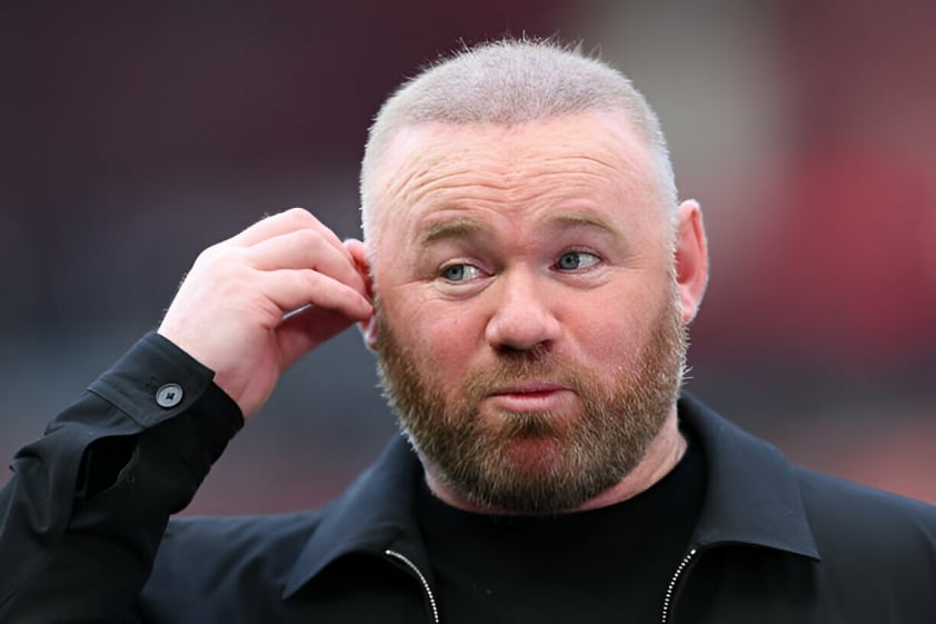 Wayne Rooney: 'Cầu thủ MU nên cảm thấy bị xúc phạm'