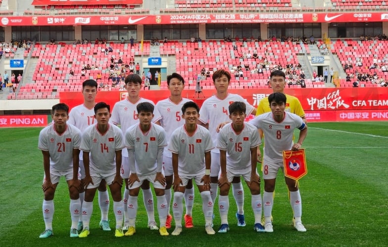 U19 Việt Nam bất lực trước hàng thủ chắc chắn của U19 Hàn Quốc