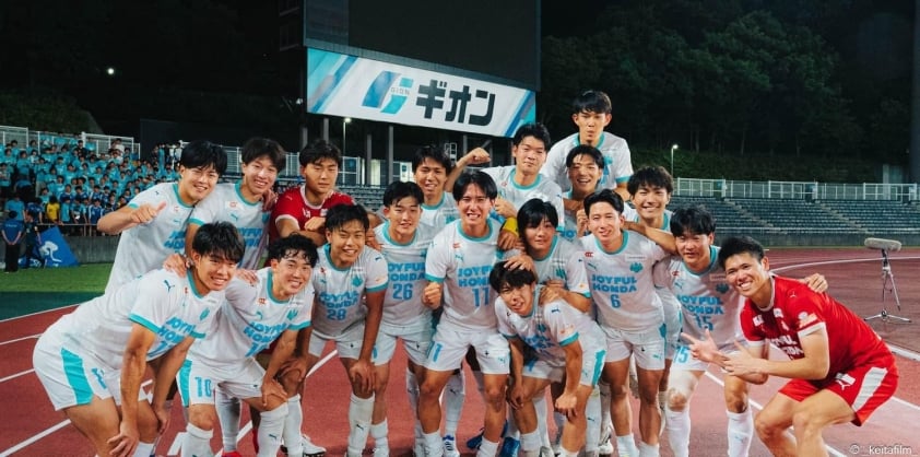 Đội đầu bảng J-League bất ngờ khuất phục trước đội bóng sinh viên tại Cúp Hoàng đế Nhật Bản