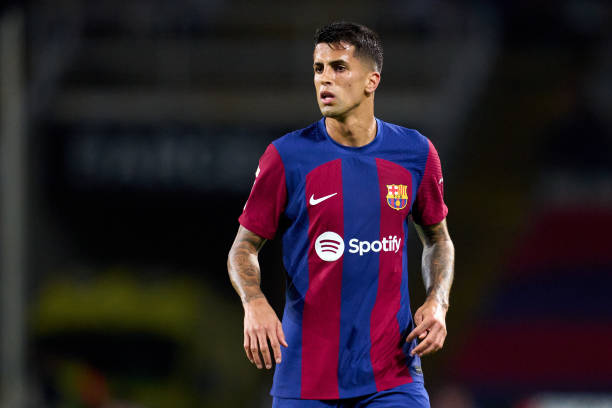 Joao Cancelo Khao khát Tiếp tục Mặc Áo Barca Mùa Tới