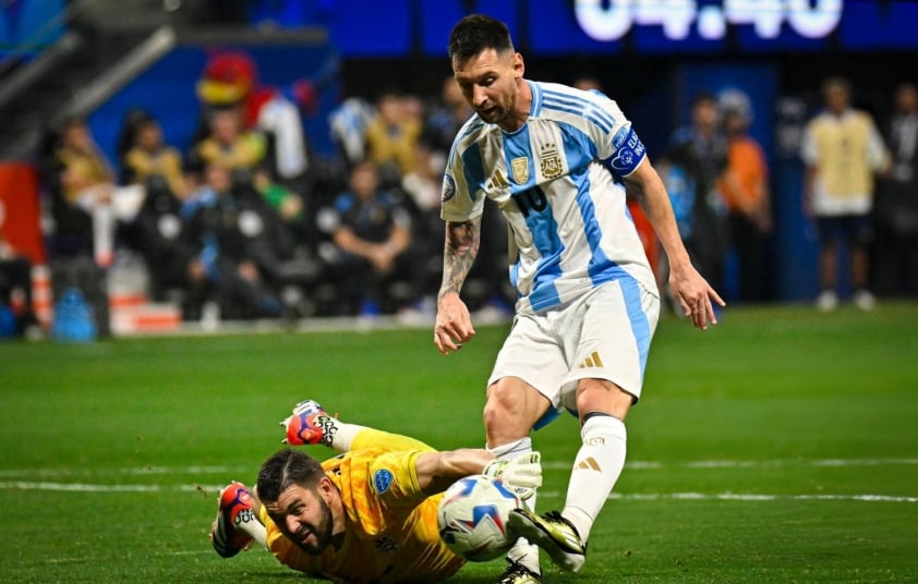 Đối đầu căng thẳng: Argentina nhắm mục tiêu vào vòng loại trực tiếp của Copa America trước Chile đầy khó chịu