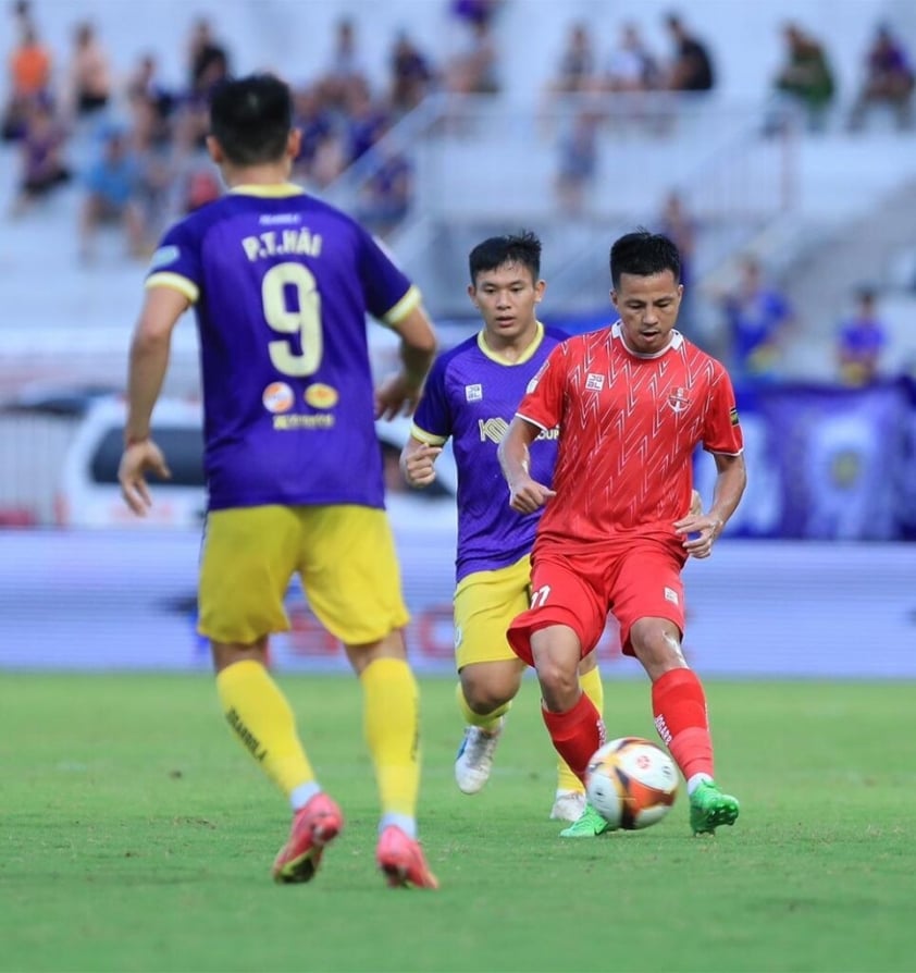 Tiền vệ Nguyễn Hữu Sơn khao khát khoác áo Đội tuyển Việt Nam