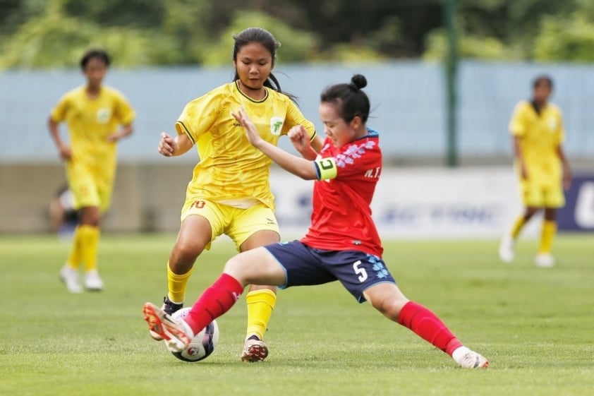 Bóng đá nữ U16: Hà Nội đè bẹp Phong Phú Hà Nam, Than KSVN ngược dòng ấn tượng