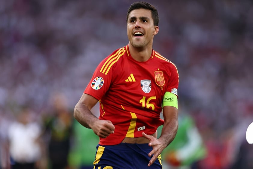 Rodri nổi lên như ứng cử viên hàng đầu cho Quả bóng vàng 2024 sau màn trình diễn đỉnh cao