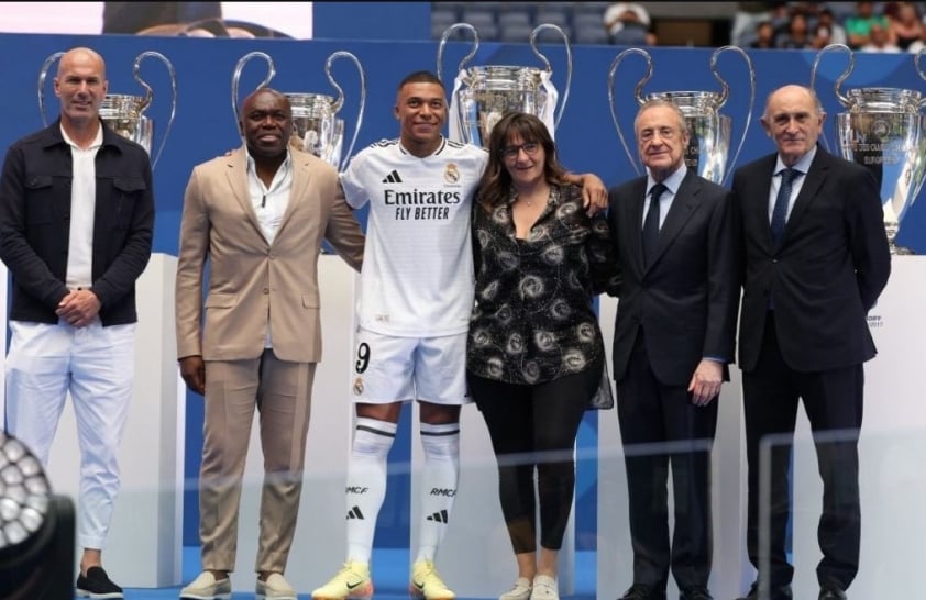 Cuộc chia tay giữa Mbappe và PSG: Từ những kỷ niệm đẹp đến mối bất hòa về tiền lương