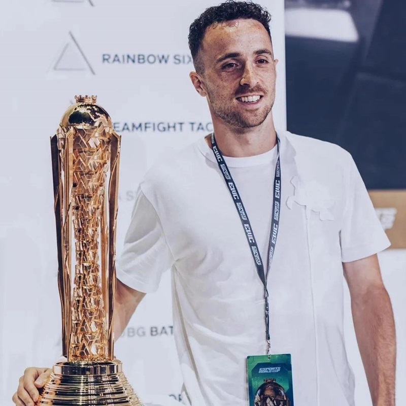 Diogo Jota Bỏ Lỡ Du Đấu Hè Liverpool Để Tham Dự Esports World Cup