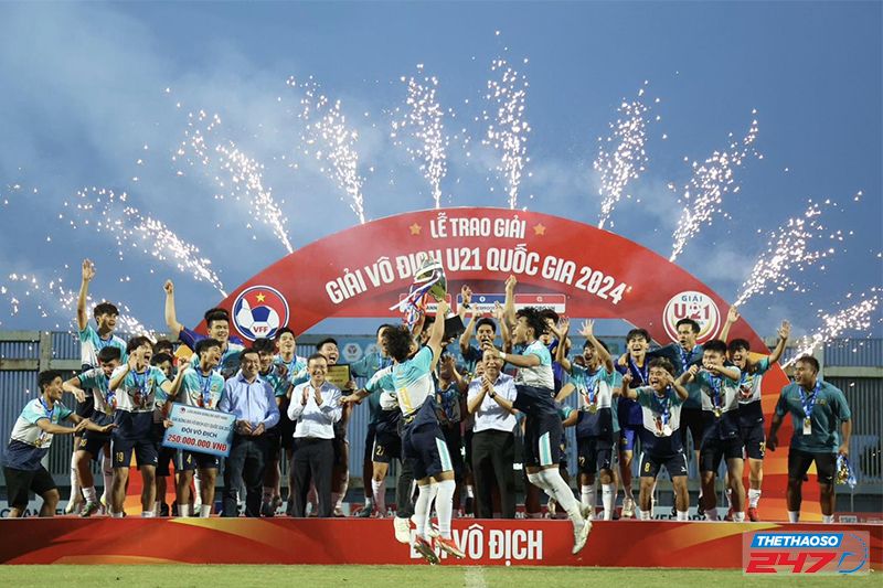 HAGL Đôn Đội Quân Tài Năng Trẻ Lên Sân Chơi V-League