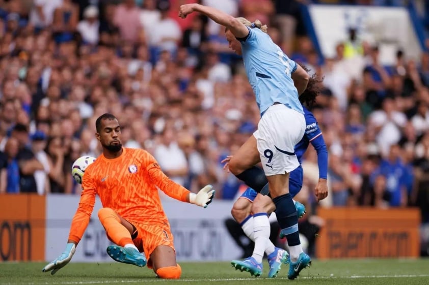 Haaland lập kỳ tích chưa từng có dưới thời Pep Guardiola