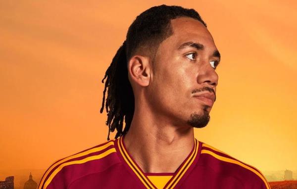 Chris Smalling Rời Roma, Chính Thức Gia Nhập Al-Fahya FC