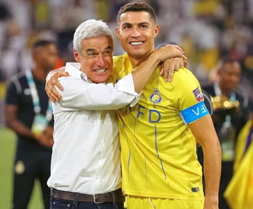 Al Nassr Tìm Kiếm Người Thay Thế Sau Castro Ronaldo Ủng Hộ Zidane, Ban Lãnh Đạo Chọn Pioli