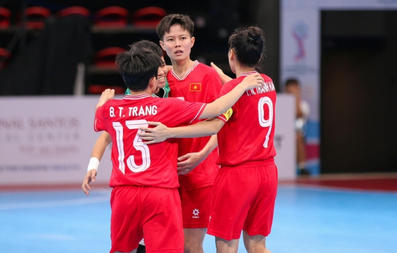 ĐT Futsal Nữ Việt Nam Hủy Diệt Đối Thủ Trên Sân Nhà Philippines