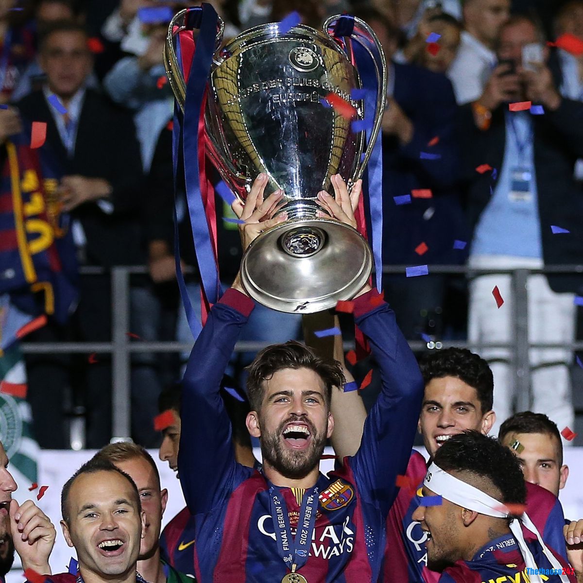 Gerard Pique giải nghệ