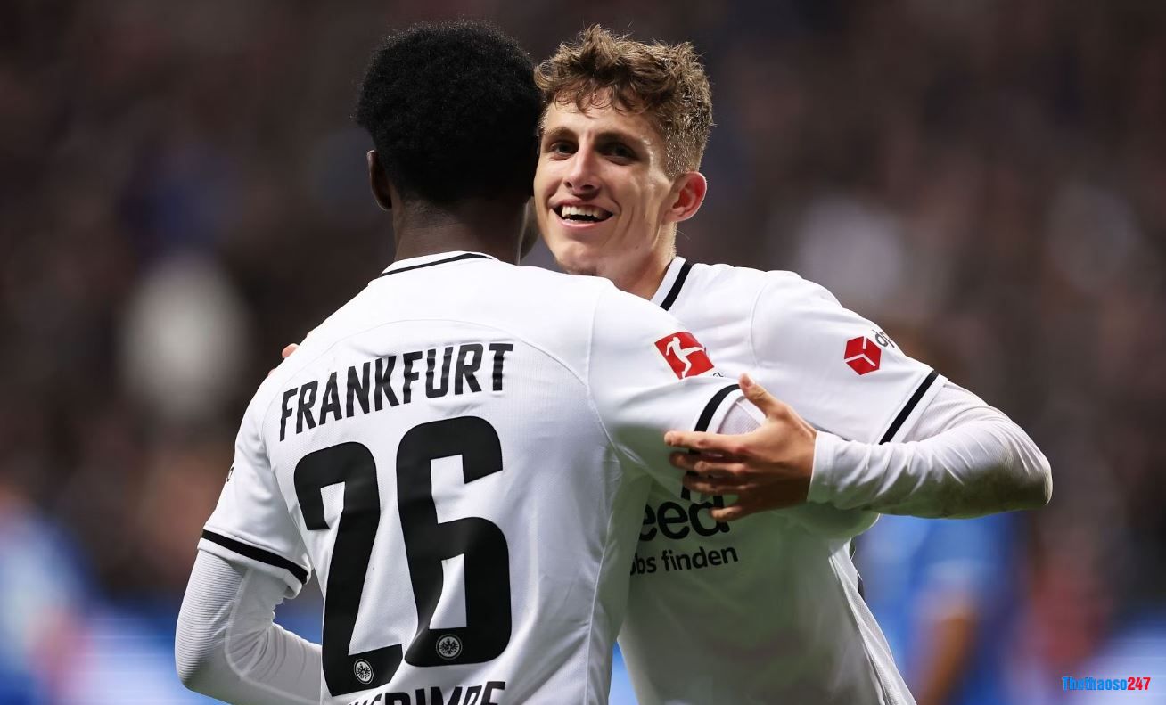 Soi kèo Frankfurt vs Schalke 04