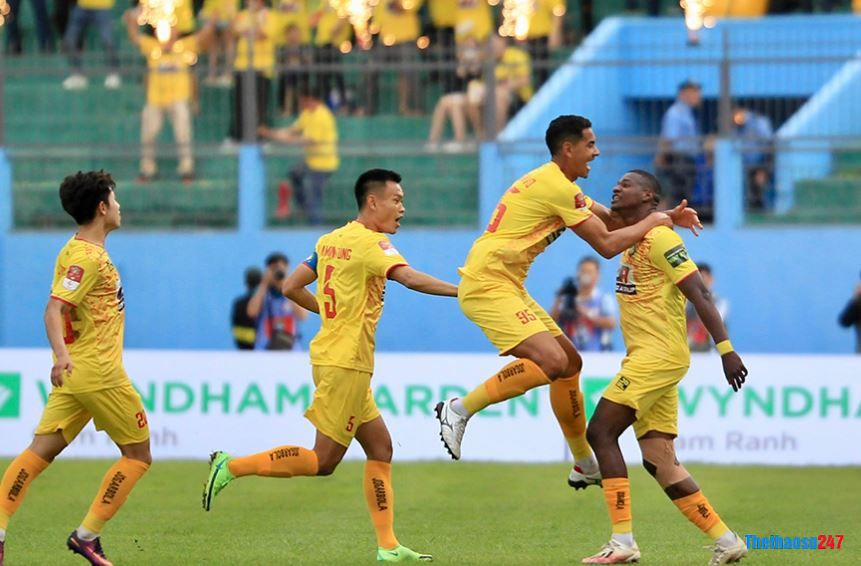 Soi kèo Thanh Hóa vs SLNA