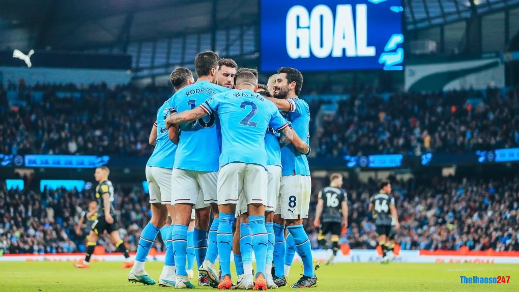 Man City đã rút ngắn khoảng cách với Arsenal xuống còn 3 điểm 