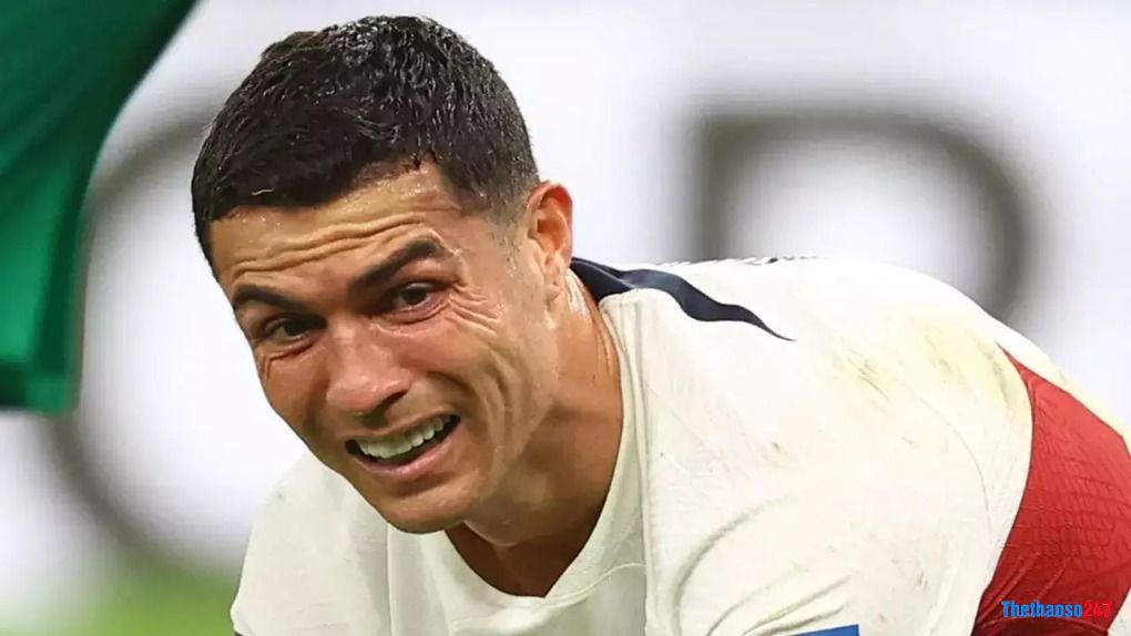 Vì sao đội tuyển Bồ Đào Nha vẫn được triệu tập Ronaldo?