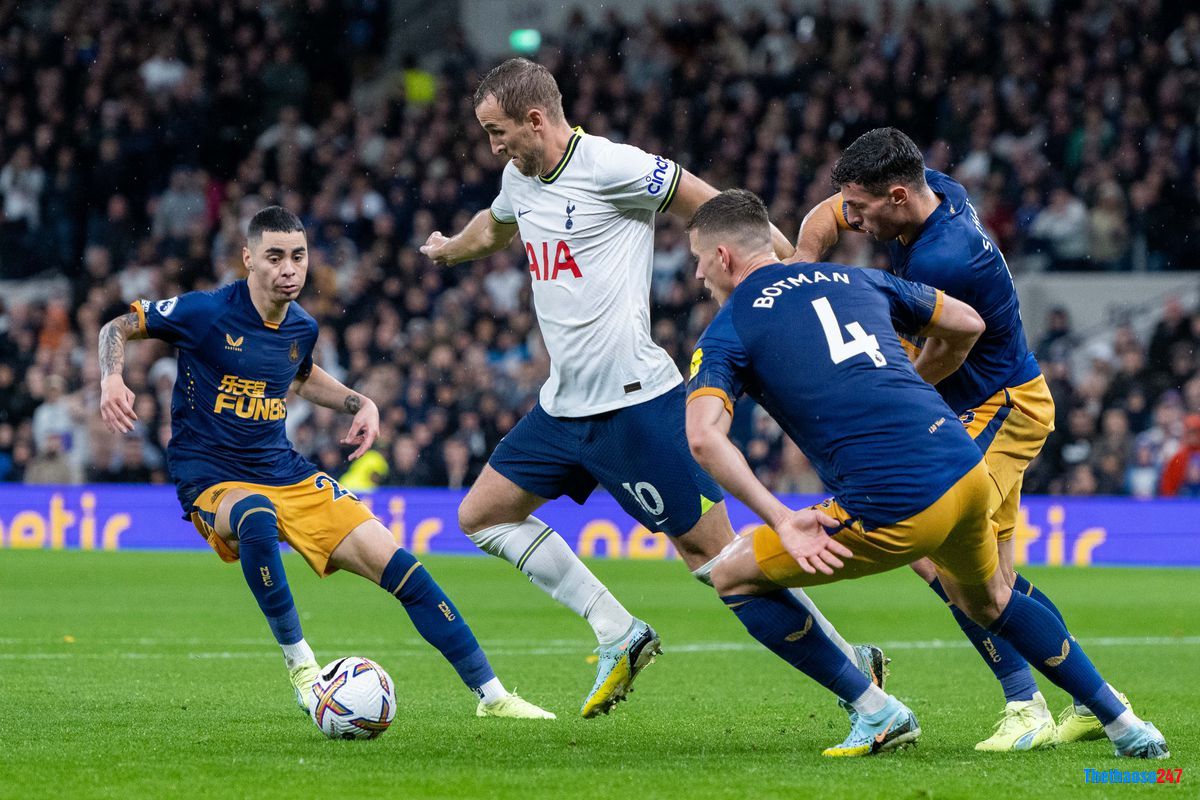 Soi kèo Newcastle vs Tottenham, Premier League 