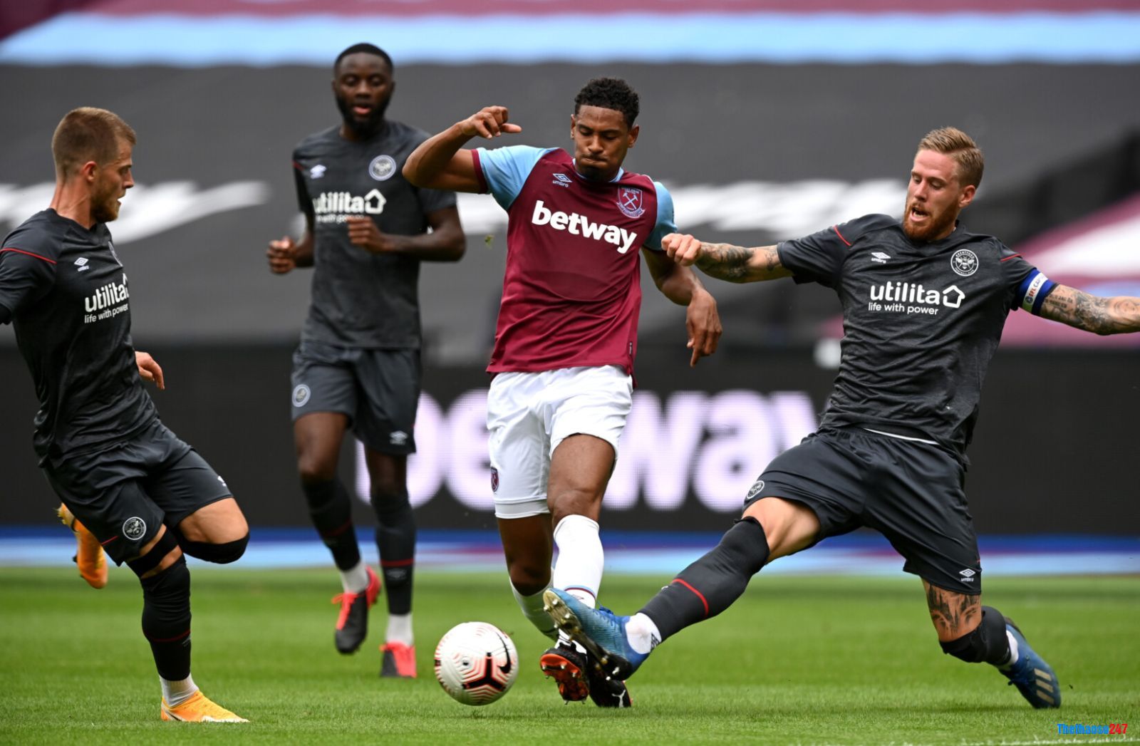 Soi kèo Brentford vs West Ham