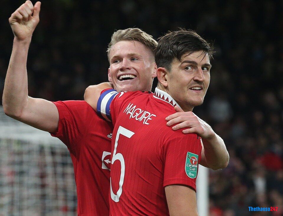 West Ham muốn mua Harry Maguire và Scott McTominay