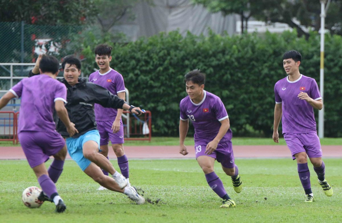 Đội tuyển Việt Nam tập luyện