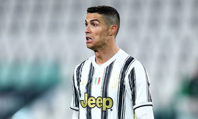 Man United chính thức chốt thương vụ chiêu mộ Cristiano Ronaldo?