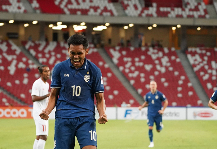 Teerasil Dangda đã chính thức khắc tên mình vào lịch sử AFF Cup với tư cách là cầu thủ ghi bàn nhiều nhất tại giải đấu.