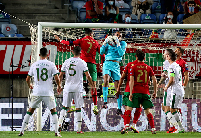 Soi kèo phạt góc Ireland vs Bồ Đào Nha