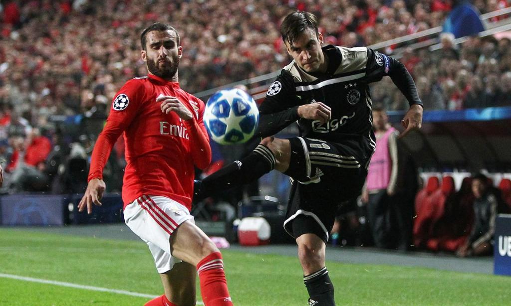 Dự đoán kèo phạt góc Benfica vs Ajax