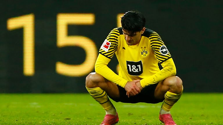 Dortmund nhận trận thua 2-5 trước đối thủ Leverkusen