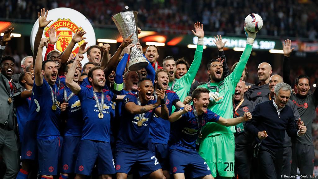 Lần gần nhất Man United giành được danh hiệu là dưới triều đại của Mourinho