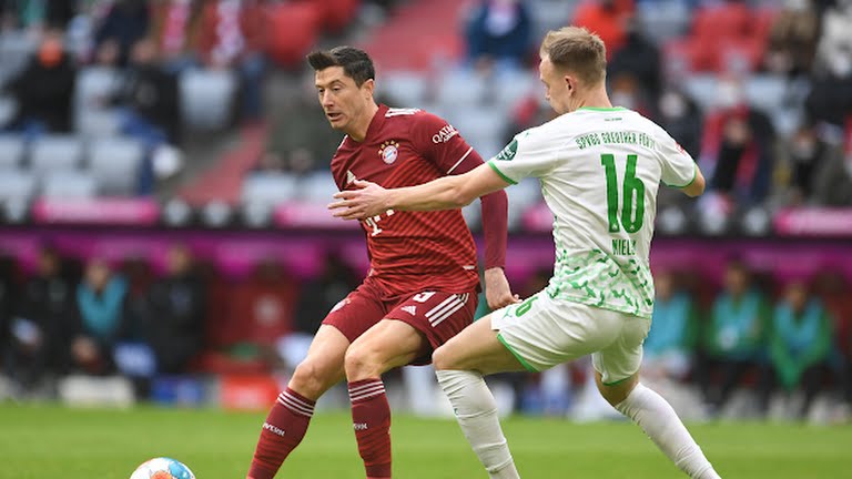 Lewandowski tiếp tục có cú đúp thứ hai trong hai trận đấu liên tiếp tại Budesliga