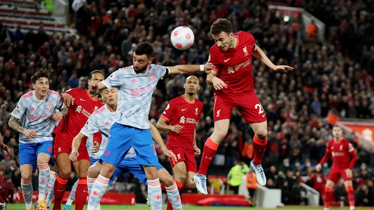 Man United đã không thể kỉm tỏa hàng tấn công siêu hạng của Liverpool 
